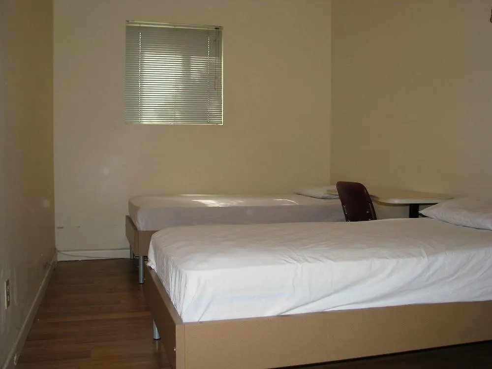 525 Inn Toronto
